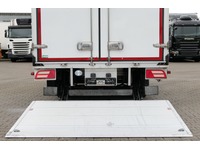 DOLD2821_2710350 vehicle image