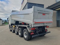 BIRR8757_2737568 vehicle image