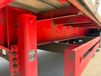 UNIK8334_2964587 vehicle image