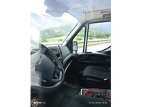MAYE222_2932544 vehicle image