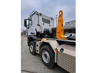 DTCH10536_2848074 vehicle image