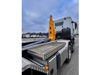 DTCH10536_2848074 vehicle image