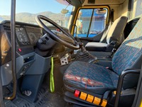 KEED2067_2853016 vehicle image