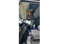 SEDU206_2894148 vehicle image