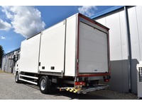 TOC1273_3028073 vehicle image