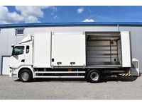 TOC1273_3028073 vehicle image