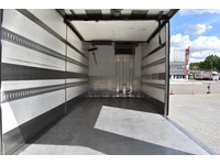 TOC1273_3028073 vehicle image