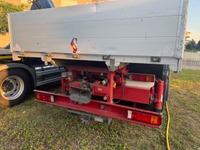 0537025 vehicle image