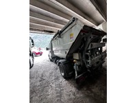 0223026 vehicle image