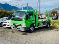 KIEN210_2823438 vehicle image