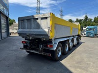 AGRO3463_2659971 vehicle image