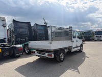 UNIK8334_2964582 vehicle image