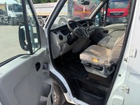 UNIK8334_2964582 vehicle image