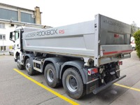 BFS260_2770025 vehicle image