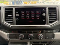 VONA10180_2692938 vehicle image