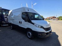 Kall37_2963957 vehicle image