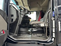 AGRO3463_2868642 vehicle image