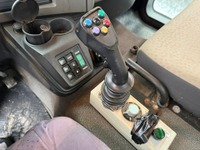 TOLA8240_2763607 vehicle image