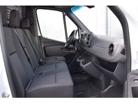 TOC1273_2667802 vehicle image