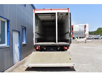 TOC1273_2692779 vehicle image