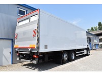 TOC1273_2692779 vehicle image