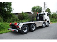 VONA10180_2666703 vehicle image
