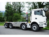 VONA10180_2666703 vehicle image