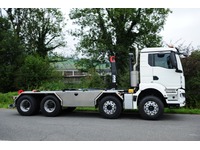 VONA10180_2666703 vehicle image