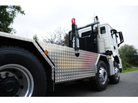VONA10180_2666703 vehicle image