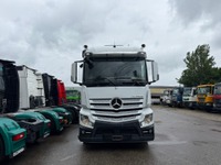 UNIK8334_2964581 vehicle image