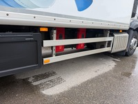 UNIK8334_2964581 vehicle image