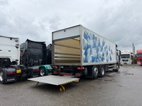 UNIK8334_2964581 vehicle image