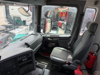 UNIK8334_2937141 vehicle image