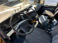 SAHT8627_2741677 vehicle image