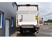 TOC1273_2913415 vehicle image