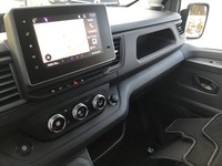 HUBE4173_2509161 vehicle image