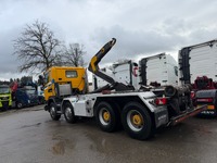 UNIK8334_2826231 vehicle image