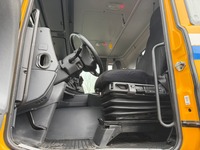 UNIK8334_2826231 vehicle image