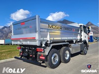KOLL209_2391340 vehicle image