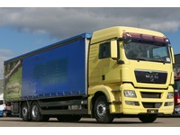 DOLD2821_2735414 vehicle image