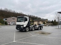 0025026 vehicle image