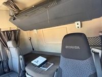 UNIK8334_3036679 vehicle image