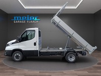 FLAA9869_2552352 vehicle image