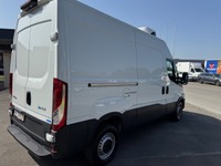 STUD177_2689526 vehicle image