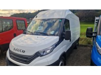 RONN828_2724770 vehicle image