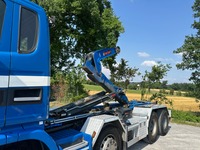 UNIK8334_2690505 vehicle image