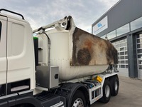 AGRO3463_3003544 vehicle image