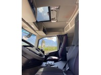 VISA147_2617570 vehicle image