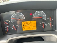 UNIK8334_2720760 vehicle image