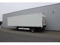 BFS260_2792855 vehicle image